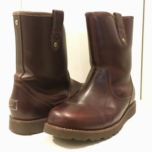 UGG Men Stoneman Chocolate Boots with box